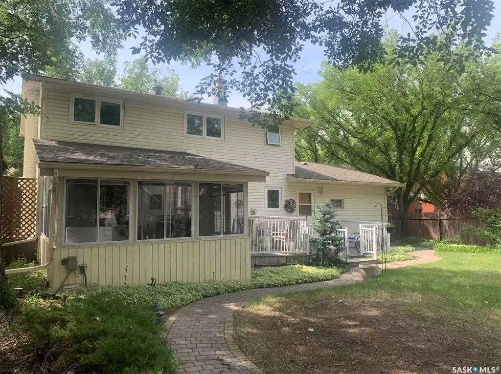 1 Culliton Crescent Regina SK S4S 4J5