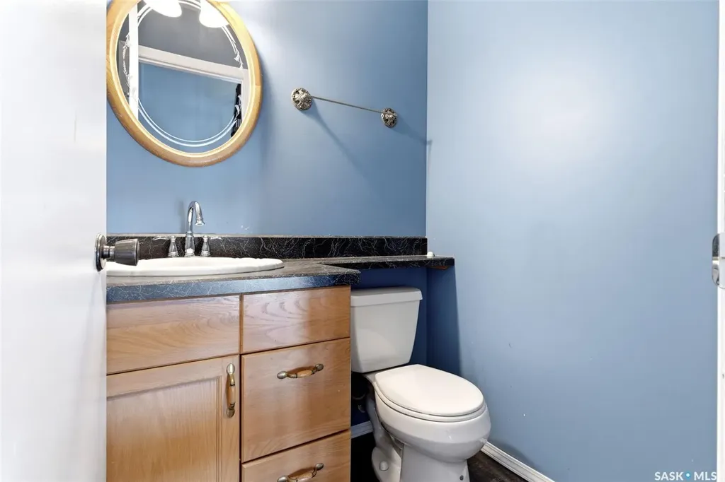 104 Lockwood Road Regina SK S4S 3G2