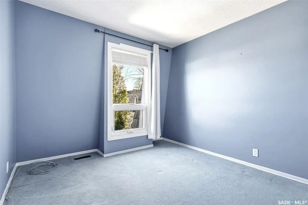 104 Lockwood Road Regina SK S4S 3G2