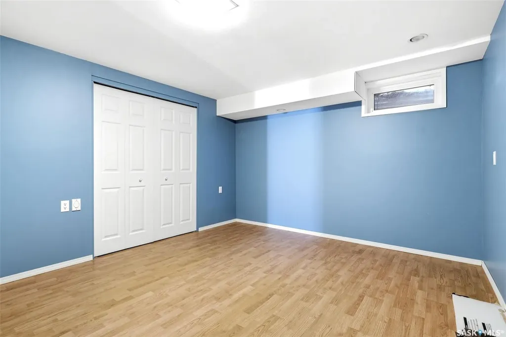 104 Lockwood Road Regina SK S4S 3G2