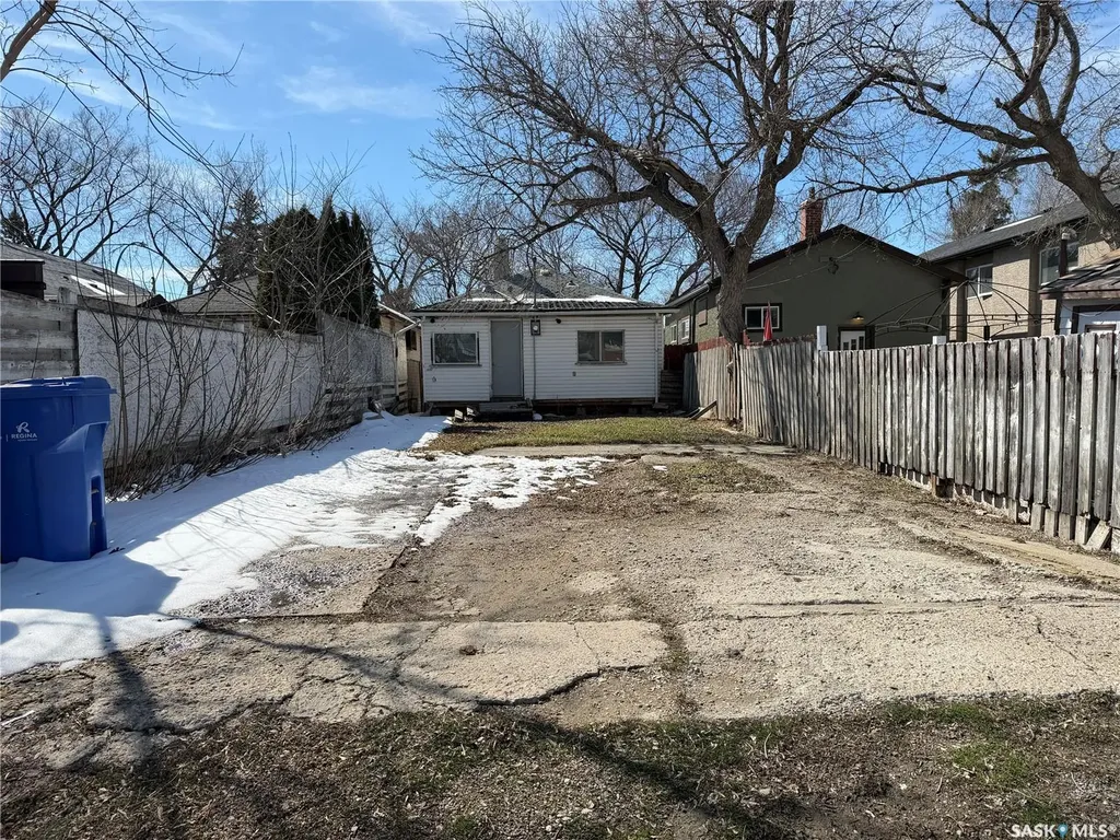 1037 Broder Street Regina SK S4N 3P8