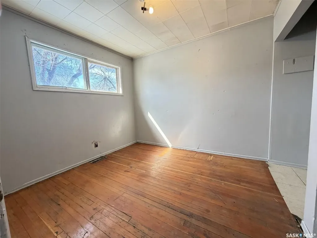 1037 Broder Street Regina SK S4N 3P8