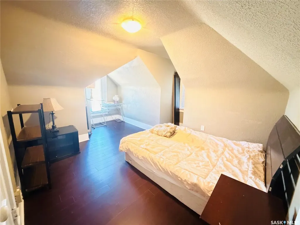 2119 Lorne Street Regina SK S4P 2M6