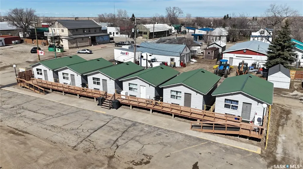 102 1st Avenue E Lampman SK S0C 1N0