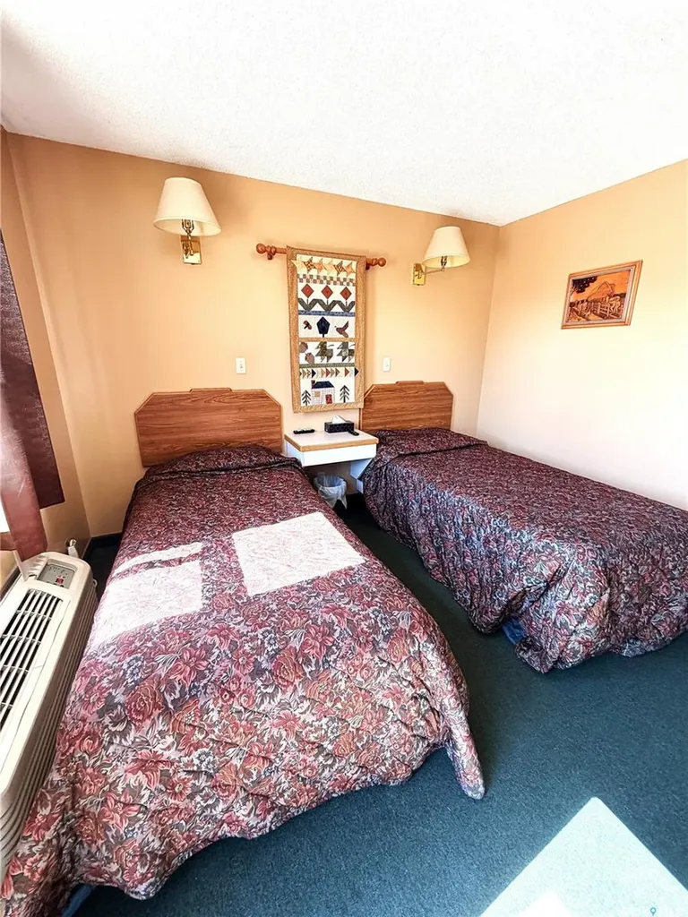 102 1st Avenue E Lampman SK S0C 1N0