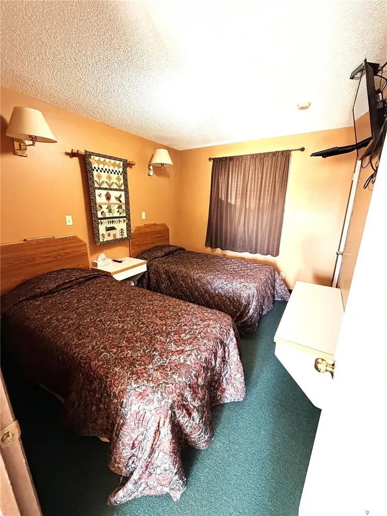 102 1st Avenue E Lampman SK S0C 1N0