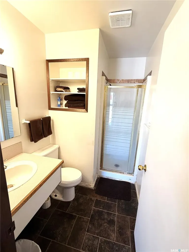 102 1st Avenue E Lampman SK S0C 1N0