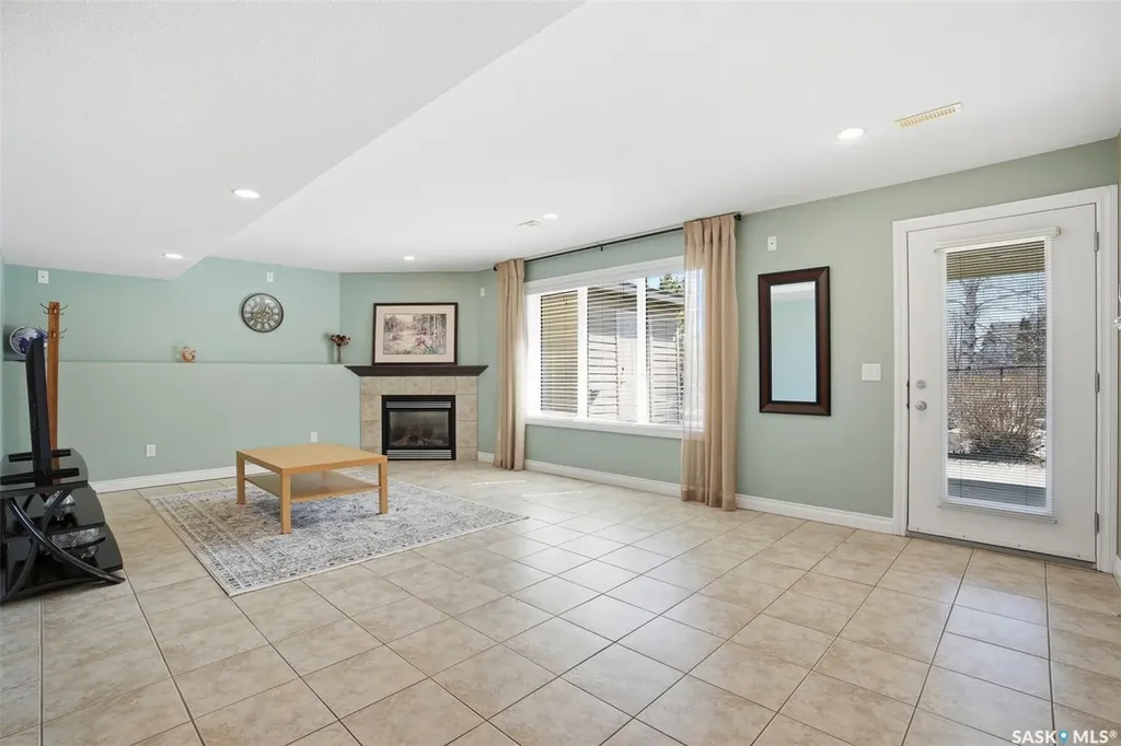 511 Greaves Lane Saskatoon SK S7W 1A9