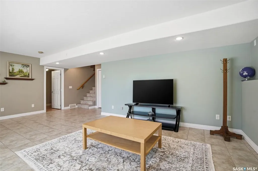 511 Greaves Lane Saskatoon SK S7W 1A9