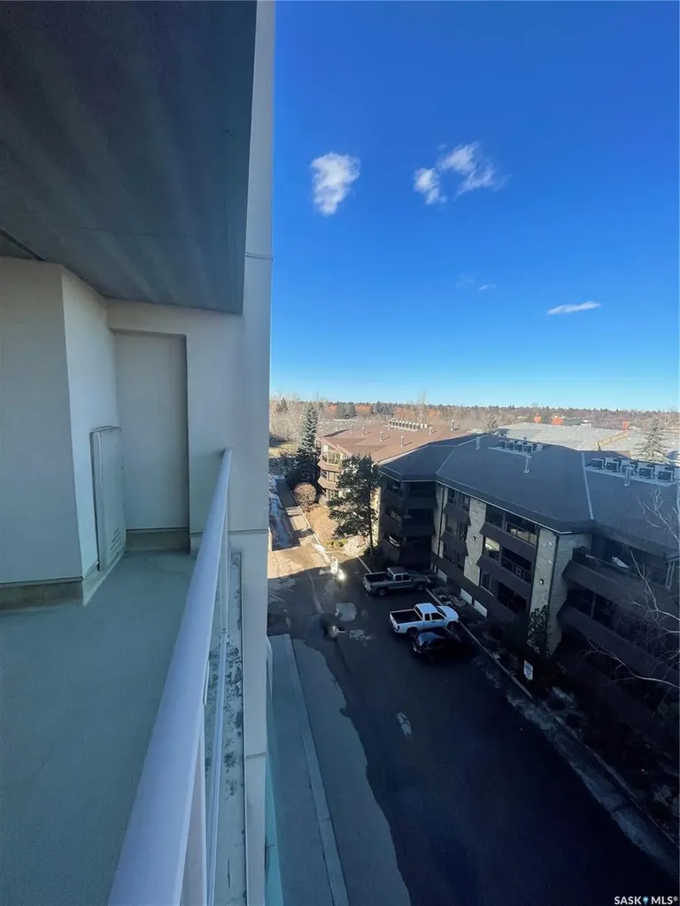 2221 Adelaide Street Saskatoon SK S7J 5L9