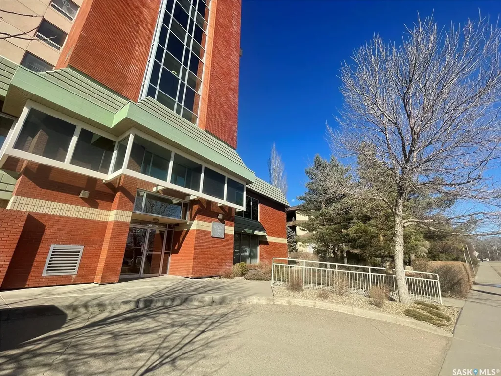 2221 Adelaide Street Saskatoon SK S7J 5L9