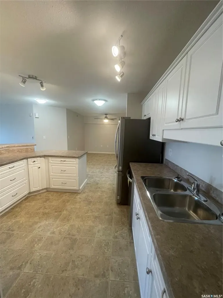 2221 Adelaide Street Saskatoon SK S7J 5L9