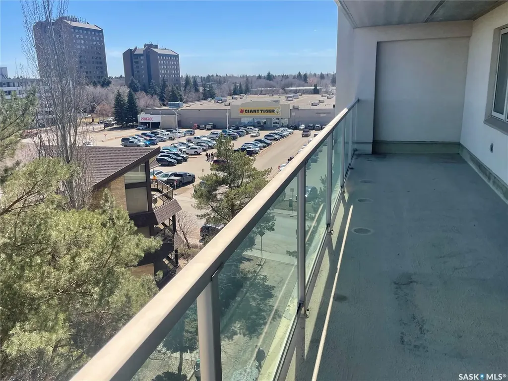 2221 Adelaide Street Saskatoon SK S7J 5L9