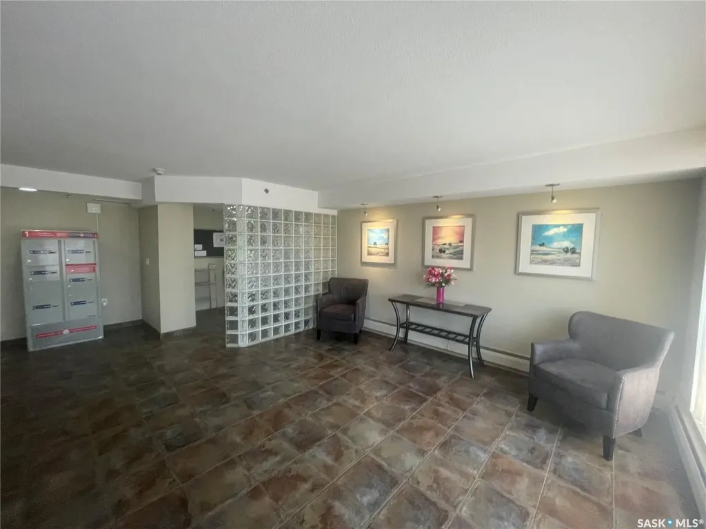 2221 Adelaide Street Saskatoon SK S7J 5L9