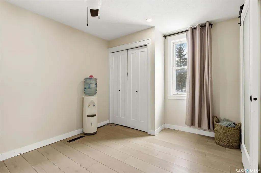 358 St John Street Regina SK S4R 1R2