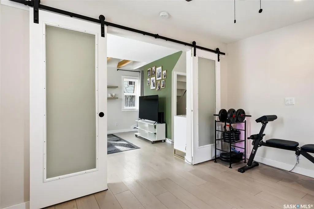 358 St John Street Regina SK S4R 1R2