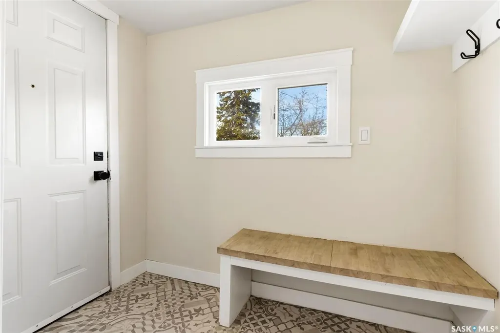 358 St John Street Regina SK S4R 1R2