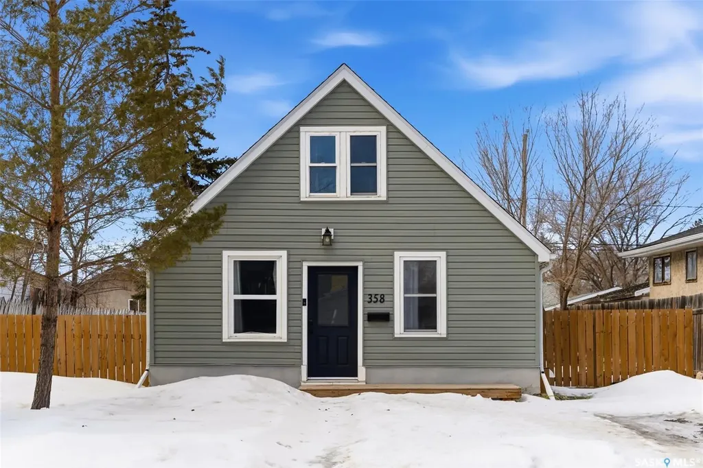 358 St John Street Regina SK S4R 1R2