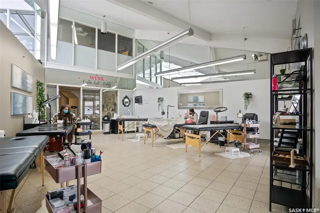 285 Venture Crescent Saskatoon SK S7K 6N8