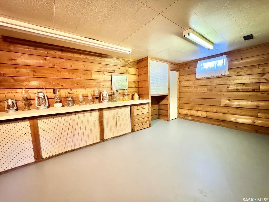 586 Laurier Drive Prince Albert SK S6V 5M3