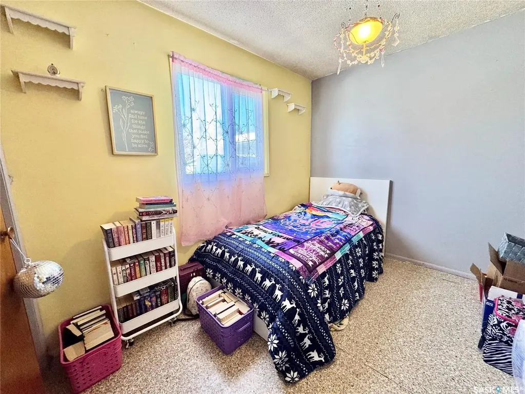 586 Laurier Drive Prince Albert SK S6V 5M3