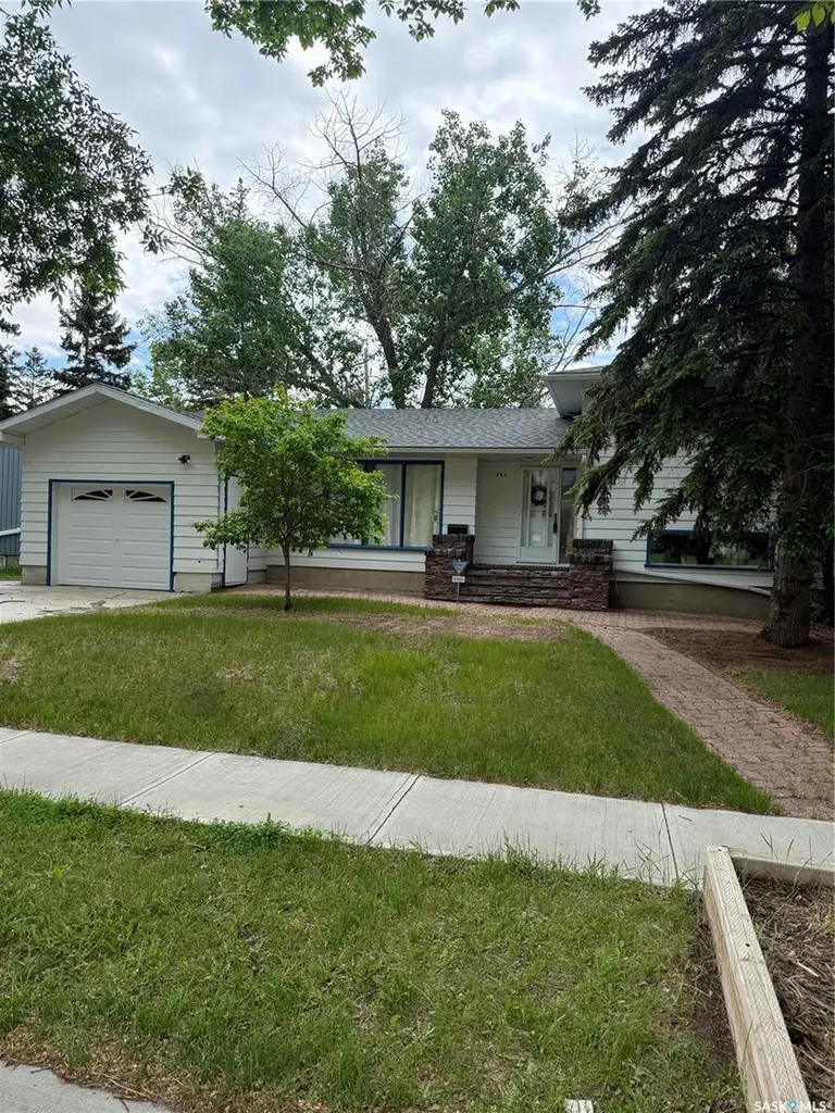 345 Durham Drive Regina SK S4S 4Z6
