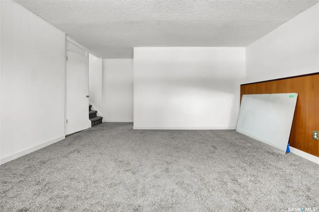 345 Durham Drive Regina SK S4S 4Z6