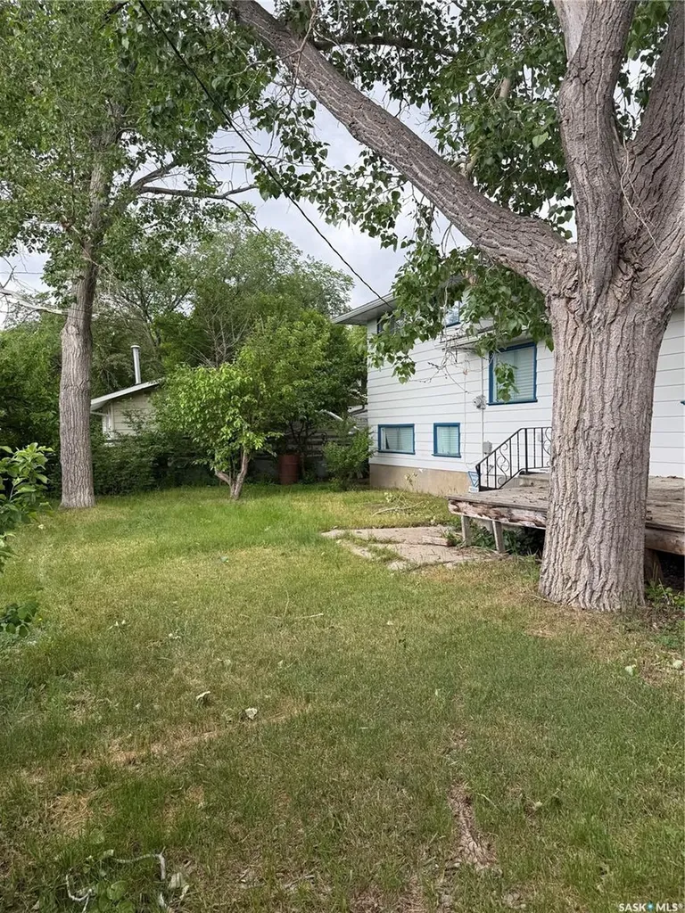 345 Durham Drive Regina SK S4S 4Z6