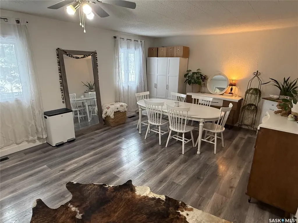 804 6th Street W Nipawin SK S0E 1E0