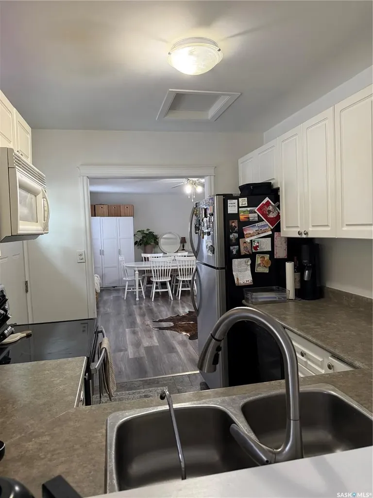 804 6th Street W Nipawin SK S0E 1E0