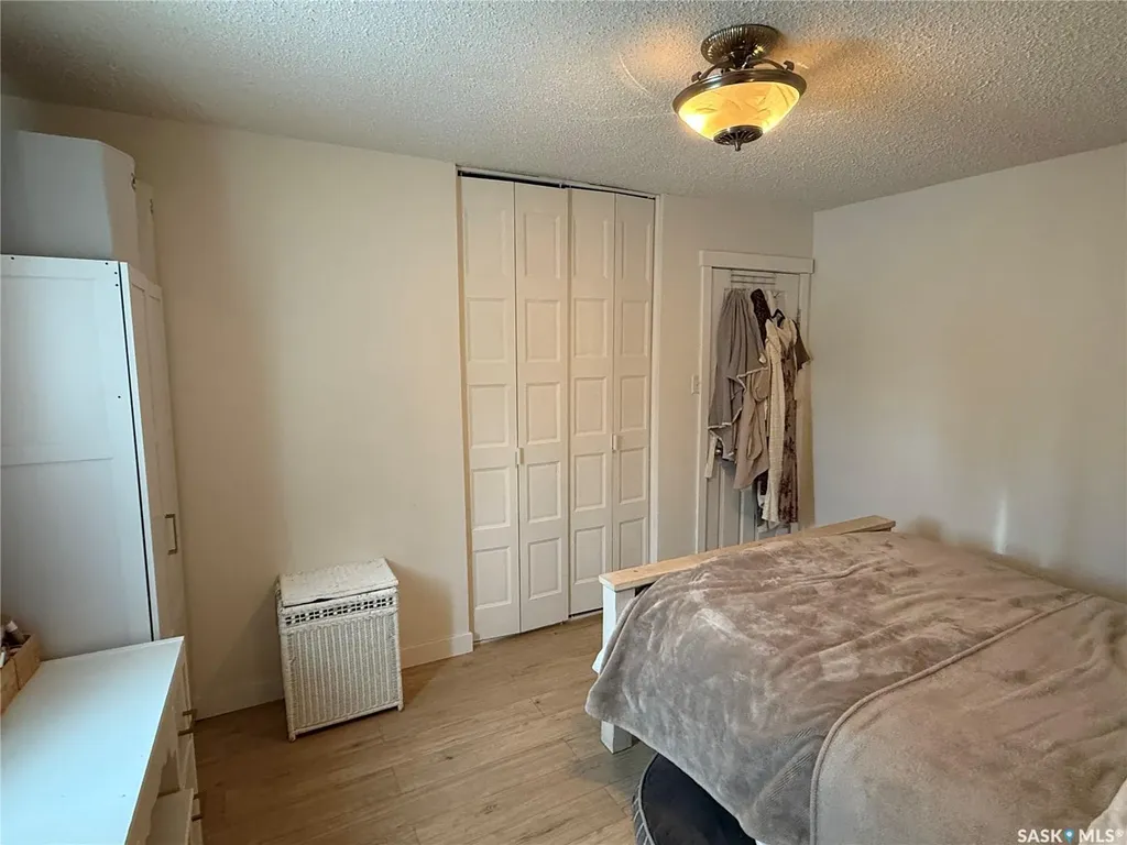 804 6th Street W Nipawin SK S0E 1E0