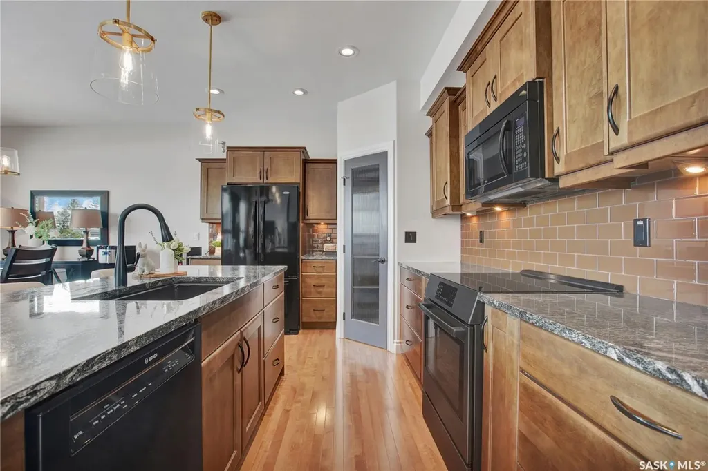 112 Kinsmen Crescent Martensville SK S0K 0A2