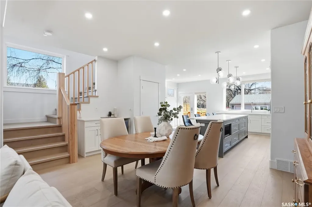 738 Main Street Saskatoon SK S7H 0K1