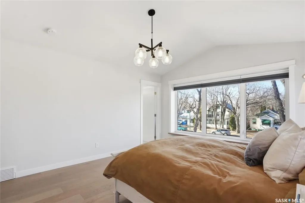 738 Main Street Saskatoon SK S7H 0K1