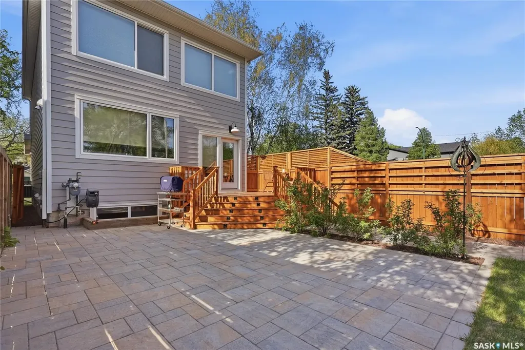 738 Main Street Saskatoon SK S7H 0K1