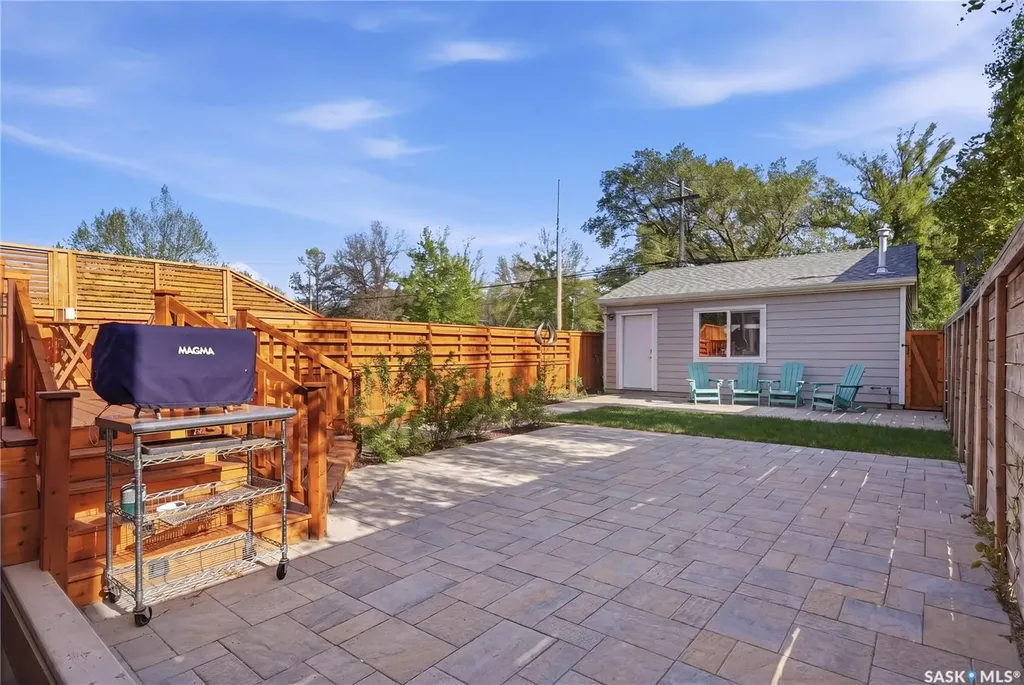 738 Main Street Saskatoon SK S7H 0K1