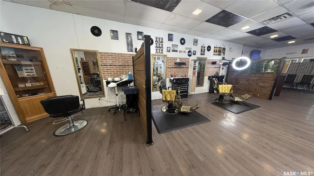 3000 Diefenbaker Drive Saskatoon SK S7L 7K2