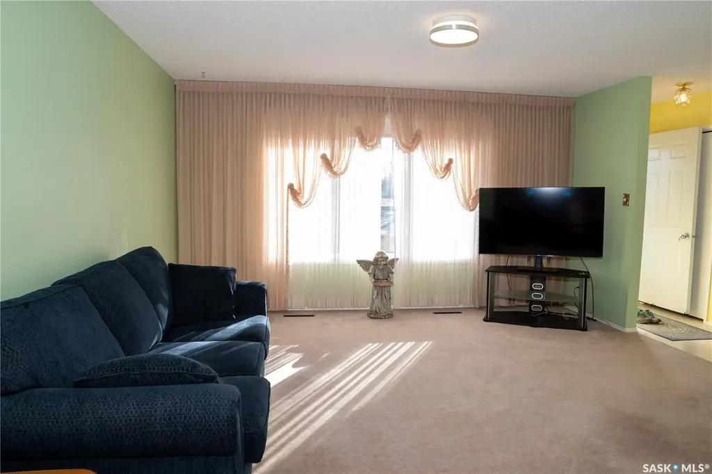 638 Alberta Avenue Kerrobert SK S0L 1R0