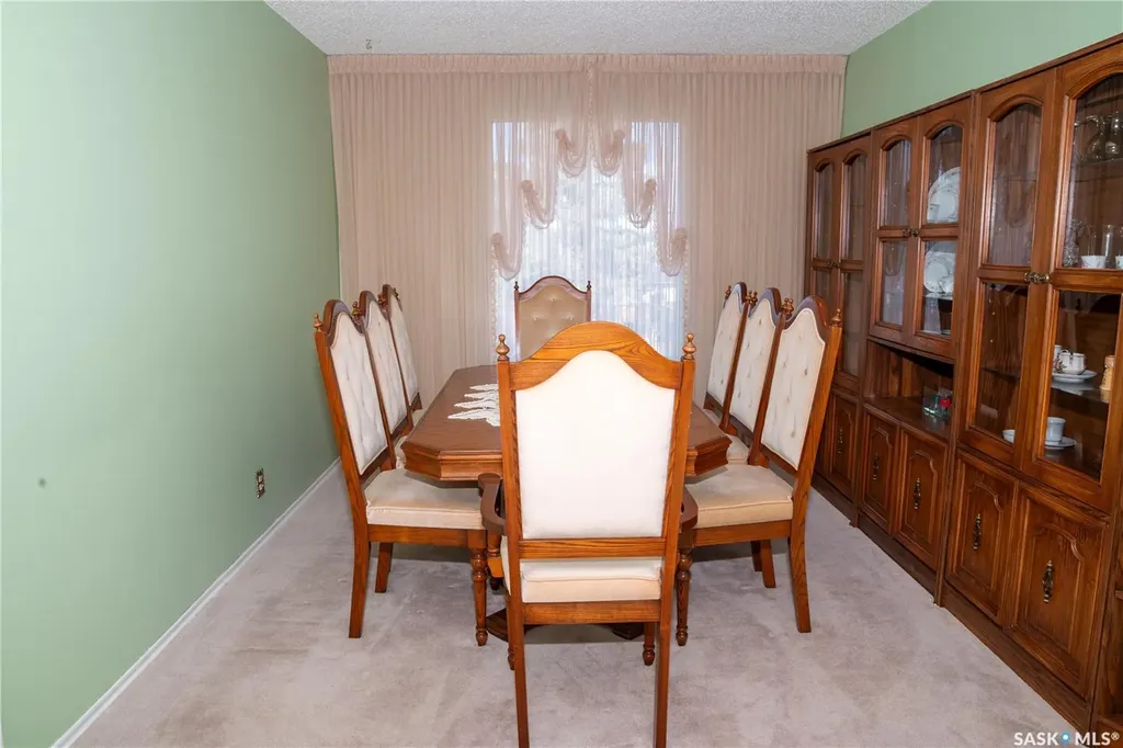 638 Alberta Avenue Kerrobert SK S0L 1R0
