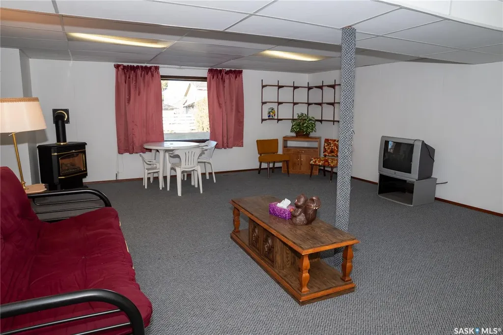 638 Alberta Avenue Kerrobert SK S0L 1R0