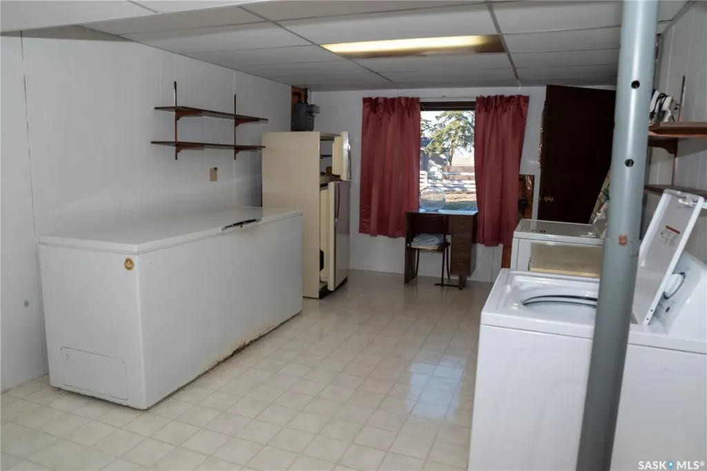 638 Alberta Avenue Kerrobert SK S0L 1R0