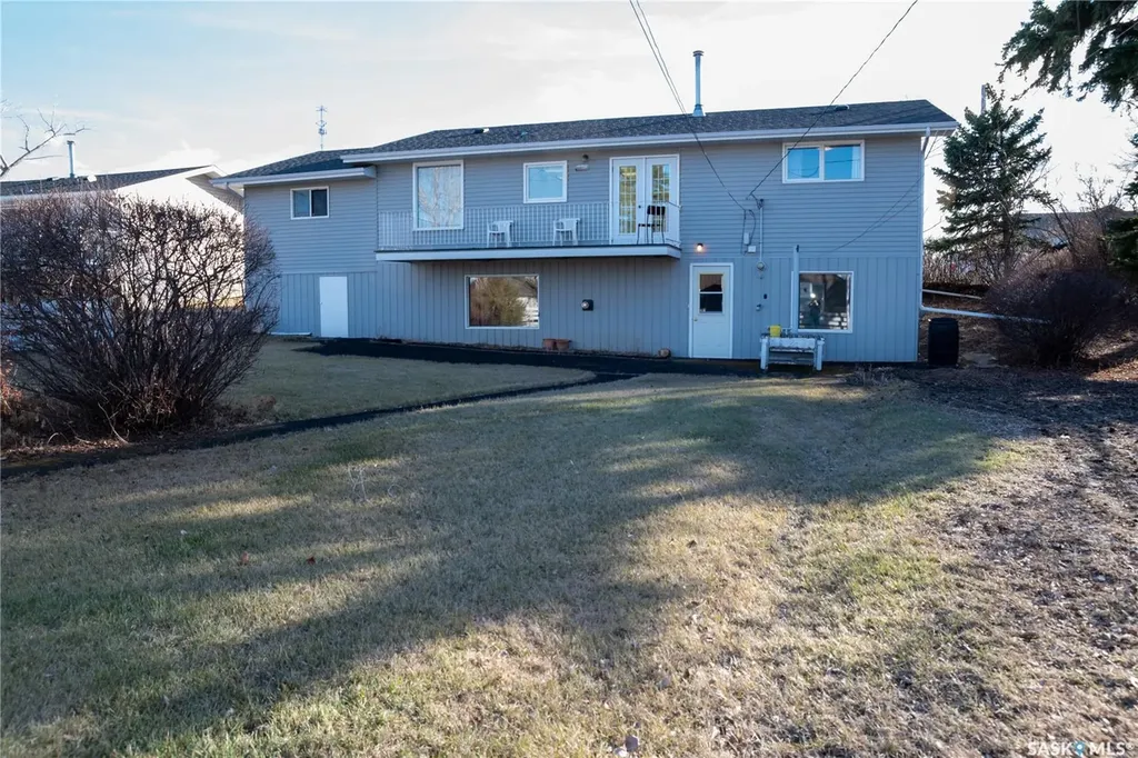 638 Alberta Avenue Kerrobert SK S0L 1R0