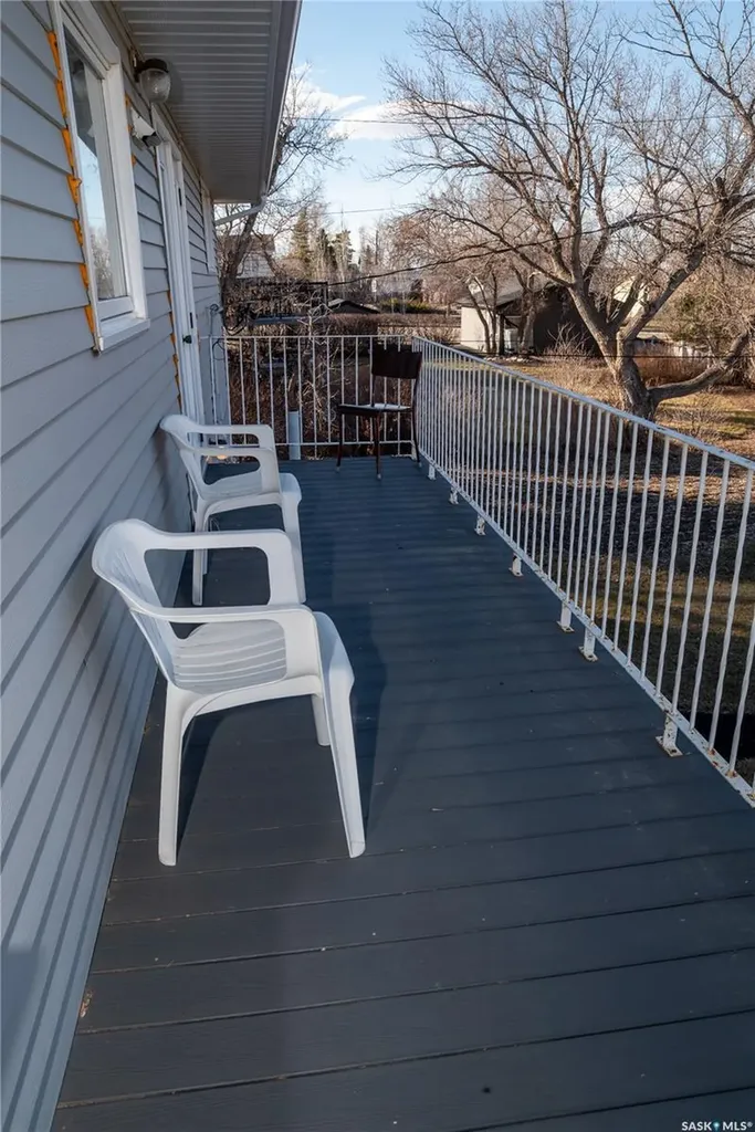 638 Alberta Avenue Kerrobert SK S0L 1R0