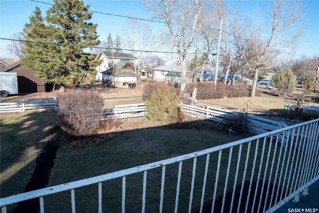 638 Alberta Avenue Kerrobert SK S0L 1R0