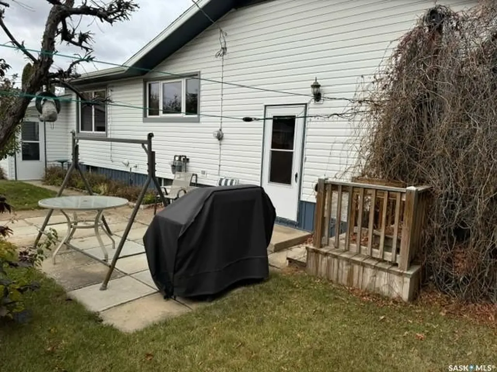 533 Highway Avenue E Preeceville SK S0A 3B0