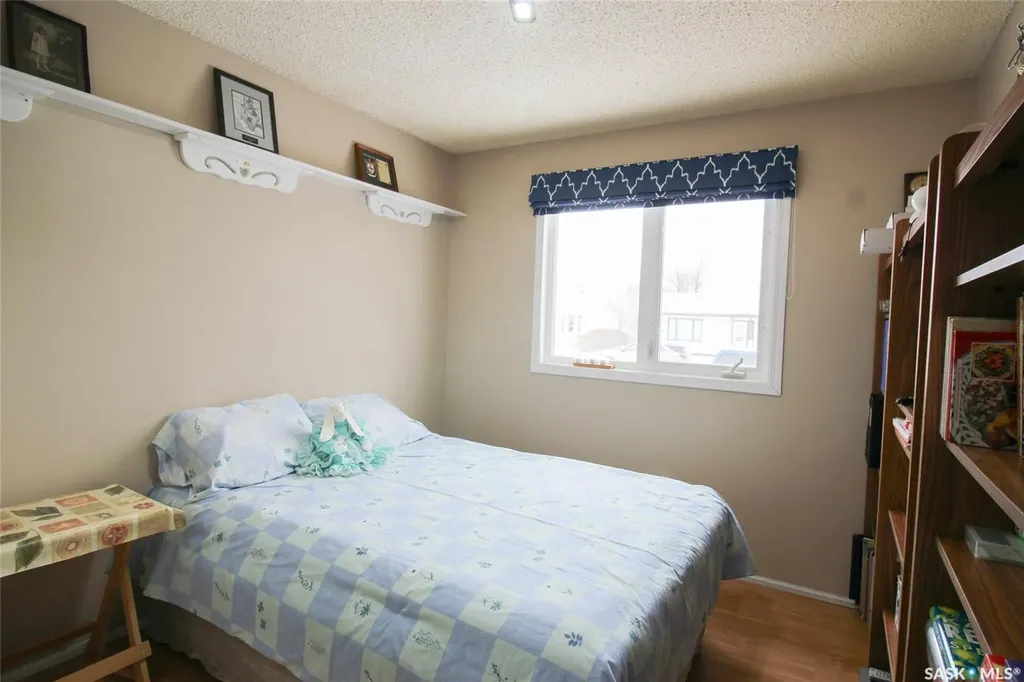 612 9th Street W Shaunavon SK S0N 2M0
