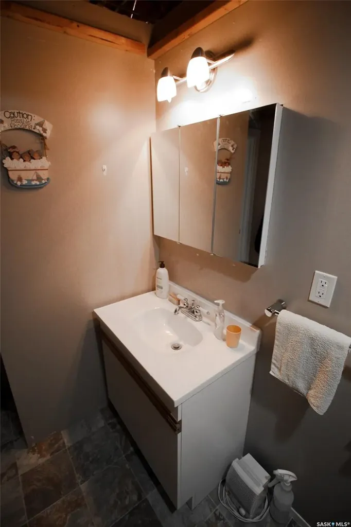 612 9th Street W Shaunavon SK S0N 2M0