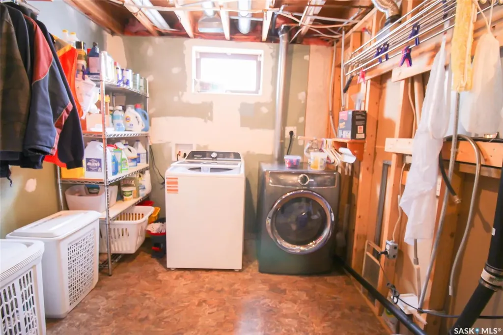 612 9th Street W Shaunavon SK S0N 2M0