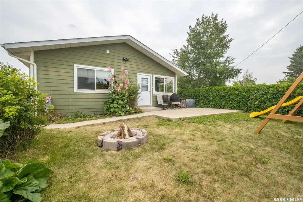 1255 18th Street W Prince Albert SK S6V 4B6