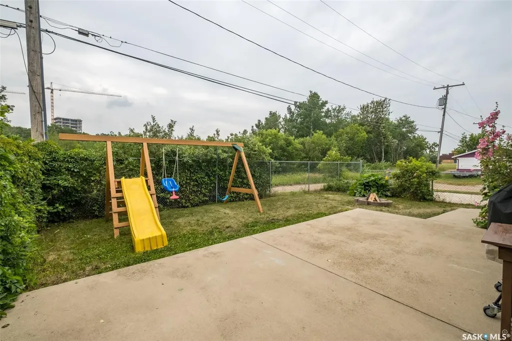 1255 18th Street W Prince Albert SK S6V 4B6
